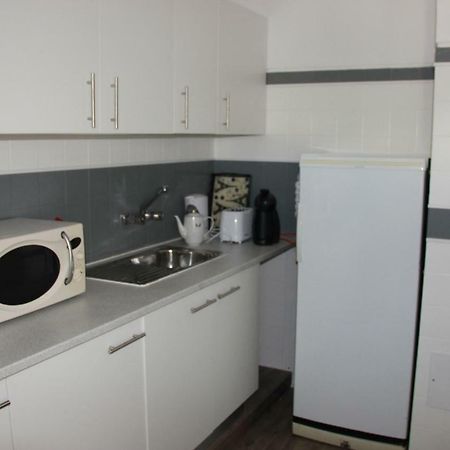 Beach And Pool Studio Apartment Лагуш Экстерьер фото